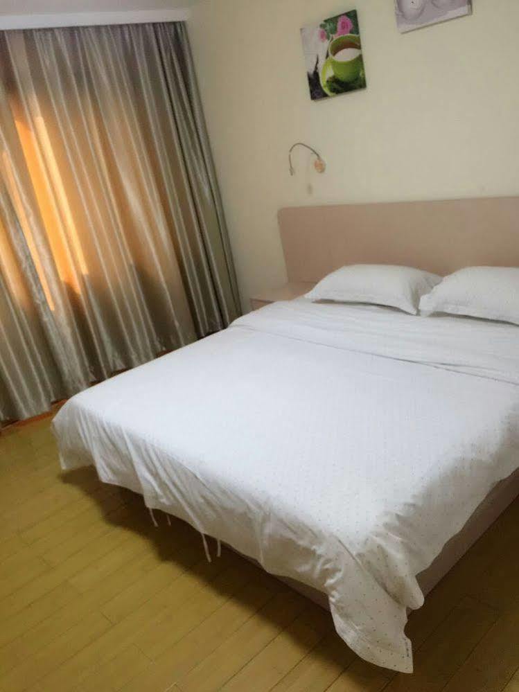 Yimi Inn Shiqiao Metro Sation Pedestrian Street Branch Canton Esterno foto