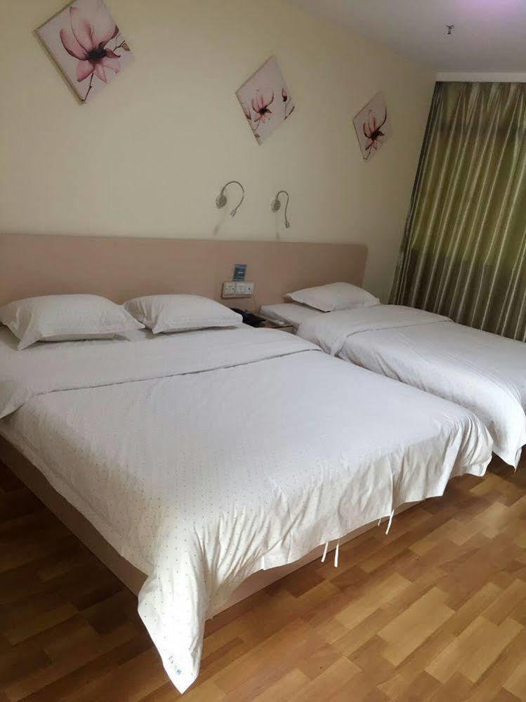 Yimi Inn Shiqiao Metro Sation Pedestrian Street Branch Canton Esterno foto